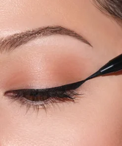Artdeco Precise Control Liquid Liner - Afbeelding 4
